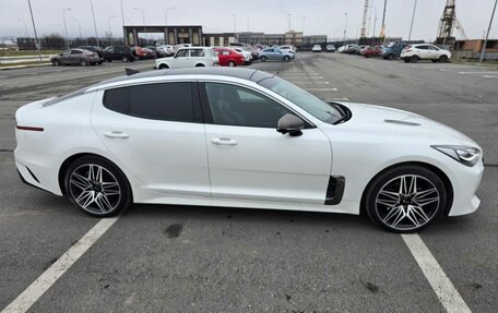 KIA Stinger I, 2021 год, 3 500 000 рублей, 1 фотография