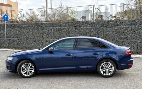 Audi A4, 2018 год, 2 300 000 рублей, 3 фотография