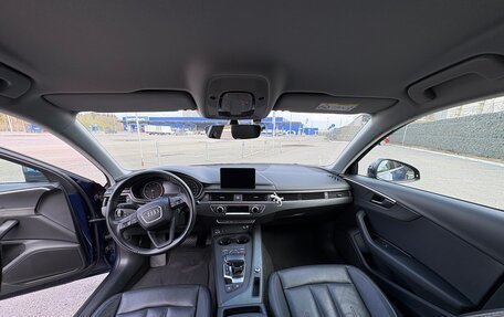 Audi A4, 2018 год, 2 300 000 рублей, 10 фотография