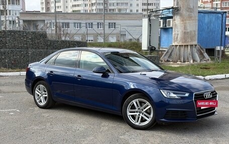Audi A4, 2018 год, 2 300 000 рублей, 7 фотография