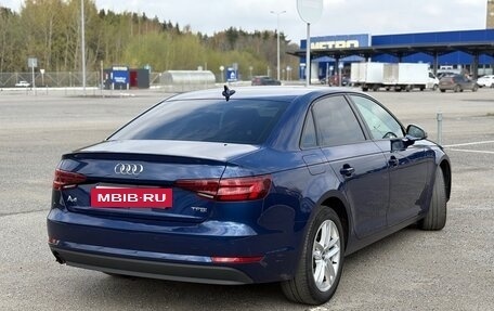 Audi A4, 2018 год, 2 300 000 рублей, 6 фотография