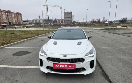 KIA Stinger I, 2021 год, 3 500 000 рублей, 2 фотография