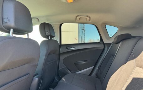 Opel Astra J, 2014 год, 849 000 рублей, 25 фотография