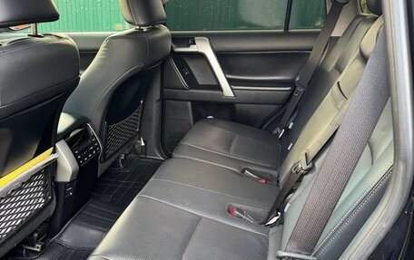 Toyota Land Cruiser Prado 150 рестайлинг 2, 2020 год, 7 500 000 рублей, 7 фотография