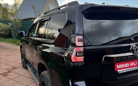 Toyota Land Cruiser Prado 150 рестайлинг 2, 2020 год, 7 500 000 рублей, 6 фотография