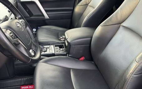 Toyota Land Cruiser Prado 150 рестайлинг 2, 2020 год, 7 500 000 рублей, 8 фотография