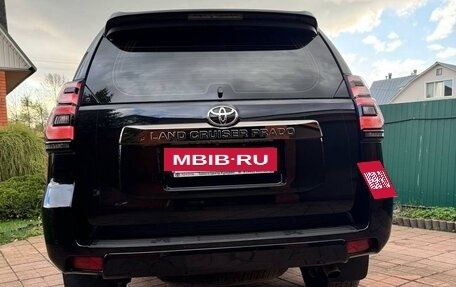 Toyota Land Cruiser Prado 150 рестайлинг 2, 2020 год, 7 500 000 рублей, 5 фотография
