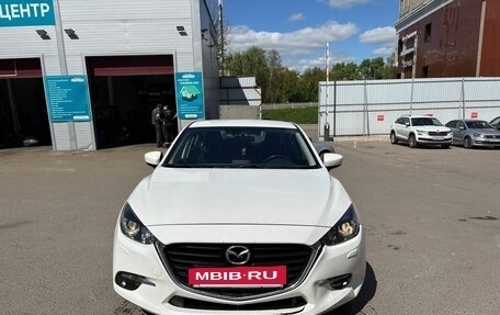 Mazda 3, 2018 год, 1 430 000 рублей, 3 фотография