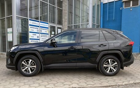 Toyota RAV4, 2019 год, 2 999 000 рублей, 2 фотография