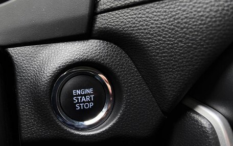 Toyota RAV4, 2019 год, 2 999 000 рублей, 17 фотография