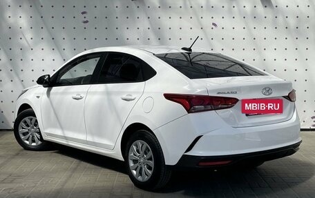 Hyundai Solaris II рестайлинг, 2021 год, 1 550 000 рублей, 5 фотография