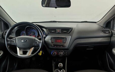 KIA Rio III рестайлинг, 2014 год, 810 000 рублей, 5 фотография