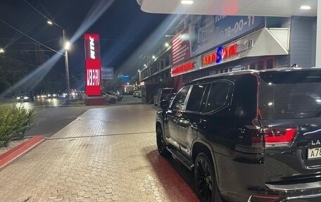 Toyota Land Cruiser 200, 2013 год, 3 455 000 рублей, 6 фотография