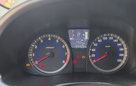 Hyundai Solaris II рестайлинг, 2014 год, 1 015 000 рублей, 12 фотография