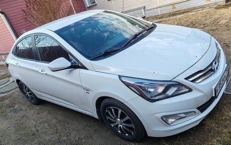 Hyundai Solaris II рестайлинг, 2014 год, 1 015 000 рублей, 19 фотография