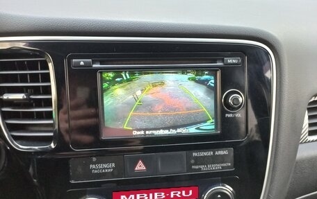 Mitsubishi Outlander III рестайлинг 3, 2014 год, 1 424 000 рублей, 9 фотография