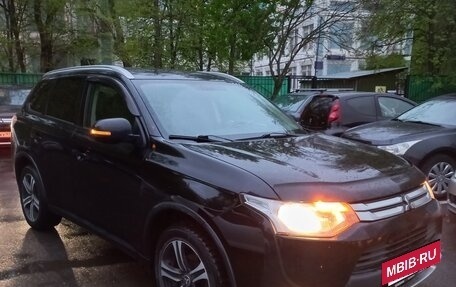 Mitsubishi Outlander III рестайлинг 3, 2014 год, 1 424 000 рублей, 3 фотография