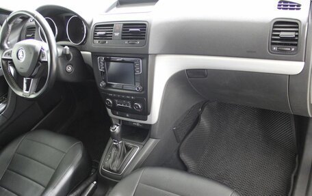 Skoda Yeti I рестайлинг, 2017 год, 1 780 000 рублей, 14 фотография