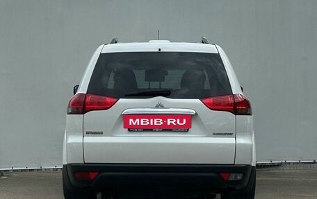 Mitsubishi Pajero Sport II рестайлинг, 2015 год, 1 990 000 рублей, 6 фотография