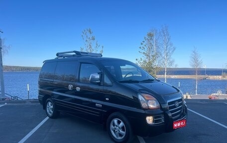 Hyundai Starex I рестайлинг, 2007 год, 999 000 рублей, 1 фотография
