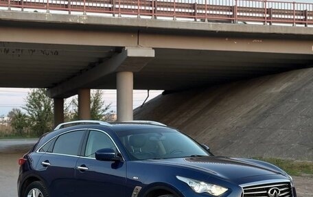 Infiniti FX II, 2012 год, 2 200 000 рублей, 3 фотография