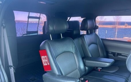 Hyundai Starex I рестайлинг, 2007 год, 999 000 рублей, 37 фотография