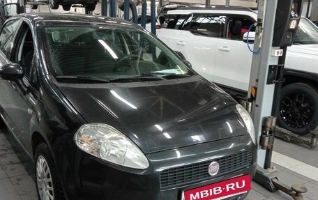 Fiat Punto III Punto Evo рестайлинг, 2010 год, 450 000 рублей, 2 фотография