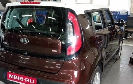 KIA Soul II рестайлинг, 2017 год, 1 355 000 рублей, 3 фотография