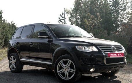 Volkswagen Touareg III, 2008 год, 1 000 000 рублей, 2 фотография