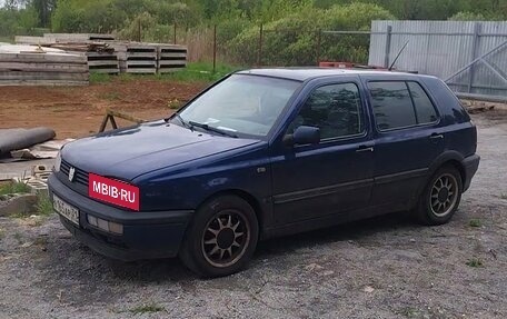 Volkswagen Golf III, 1997 год, 135 000 рублей, 2 фотография