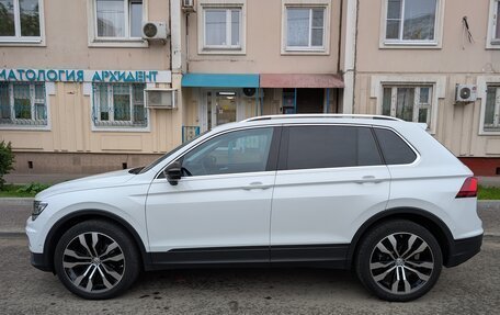 Volkswagen Tiguan II, 2019 год, 3 050 000 рублей, 4 фотография