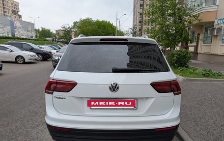 Volkswagen Tiguan II, 2019 год, 3 050 000 рублей, 23 фотография