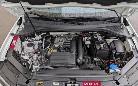 Volkswagen Tiguan II, 2019 год, 3 050 000 рублей, 28 фотография