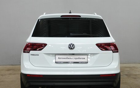 Volkswagen Tiguan II, 2019 год, 2 630 000 рублей, 6 фотография