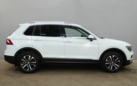Volkswagen Tiguan II, 2019 год, 2 630 000 рублей, 4 фотография