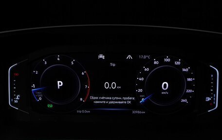 Volkswagen Tiguan II, 2019 год, 2 630 000 рублей, 19 фотография