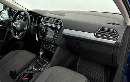 Volkswagen Tiguan II, 2021 год, 3 095 700 рублей, 7 фотография
