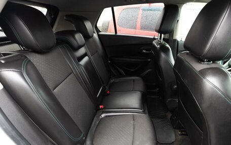 Chevrolet Tracker III, 2015 год, 1 220 000 рублей, 7 фотография
