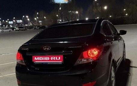 Hyundai Solaris II рестайлинг, 2012 год, 680 000 рублей, 16 фотография