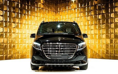 Mercedes-Benz V-Класс, 2024 год, 18 000 000 рублей, 2 фотография