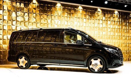 Mercedes-Benz V-Класс, 2024 год, 18 000 000 рублей, 9 фотография