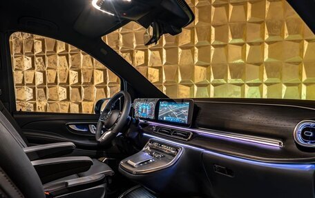 Mercedes-Benz V-Класс, 2024 год, 18 000 000 рублей, 11 фотография