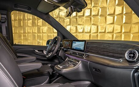 Mercedes-Benz V-Класс, 2024 год, 18 000 000 рублей, 19 фотография
