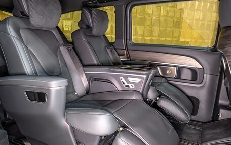 Mercedes-Benz V-Класс, 2024 год, 18 000 000 рублей, 22 фотография