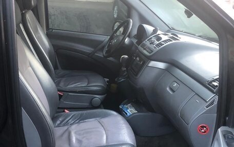 Mercedes-Benz Viano, 2005 год, 1 299 000 рублей, 13 фотография