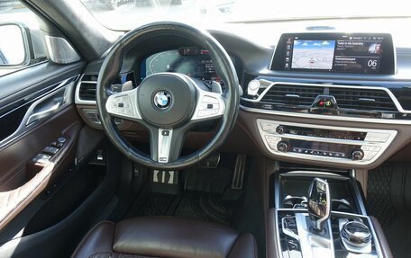 BMW 7 серия, 2019 год, 6 900 000 рублей, 7 фотография
