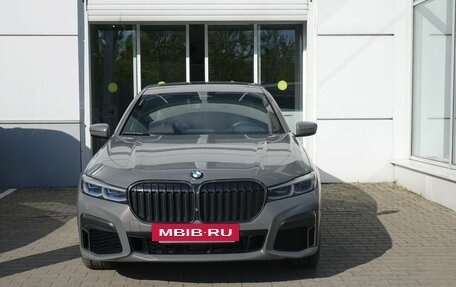 BMW 7 серия, 2019 год, 6 900 000 рублей, 4 фотография