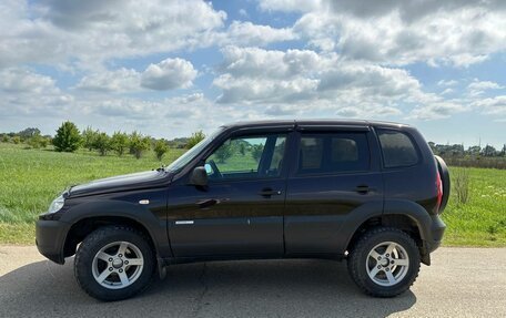 Chevrolet Niva I рестайлинг, 2011 год, 560 000 рублей, 1 фотография