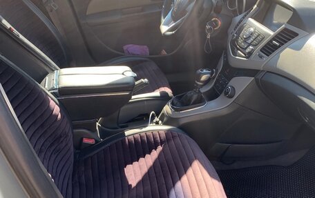 Chevrolet Cruze II, 2010 год, 900 000 рублей, 11 фотография