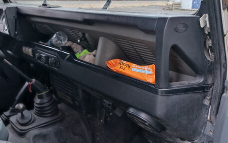 Land Rover Defender I, 1999 год, 1 400 000 рублей, 12 фотография